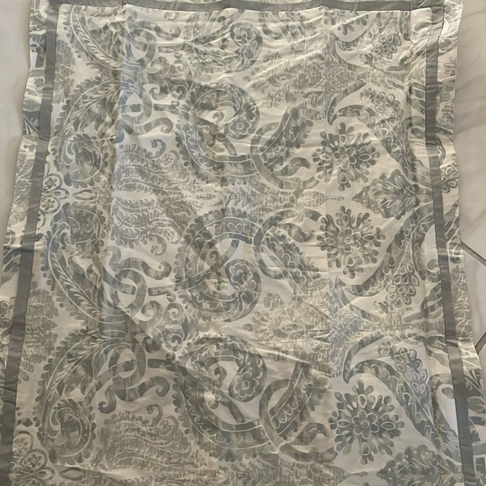 1 Pottery Barn Alessandra Standard Pillow Sham case Gray Sage  Floral Paisley